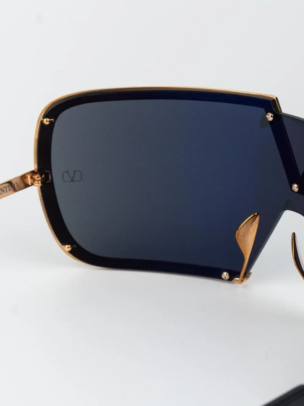 Valentino Women Sunglasses Titanium Gold Grey Mask V-ROMASK VLS-120A 146